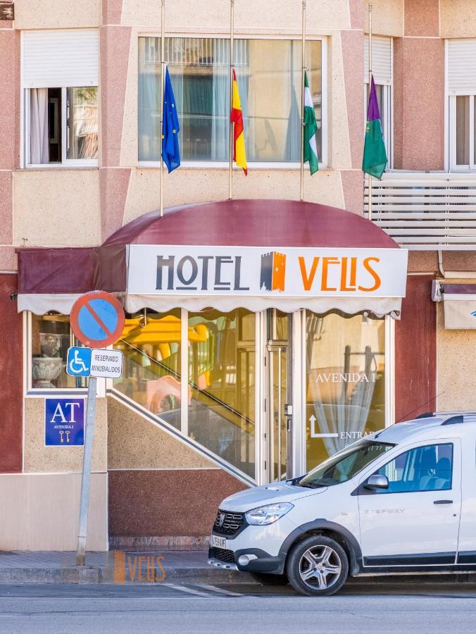 Hotel Velis - Avenida I Velez Malaga Zewnętrze zdjęcie